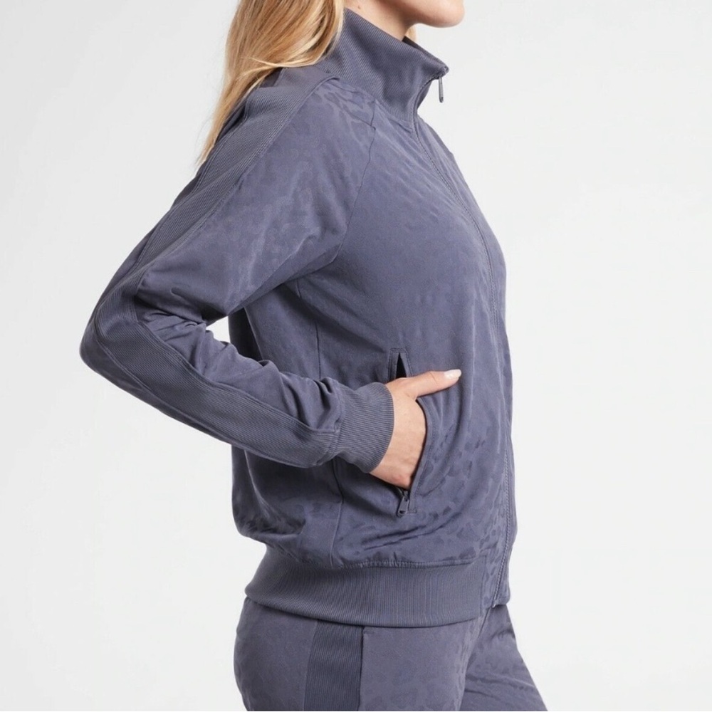 Athleta Brooklyn Bomber Jacket in Blue Leopard Sz Small Tall
